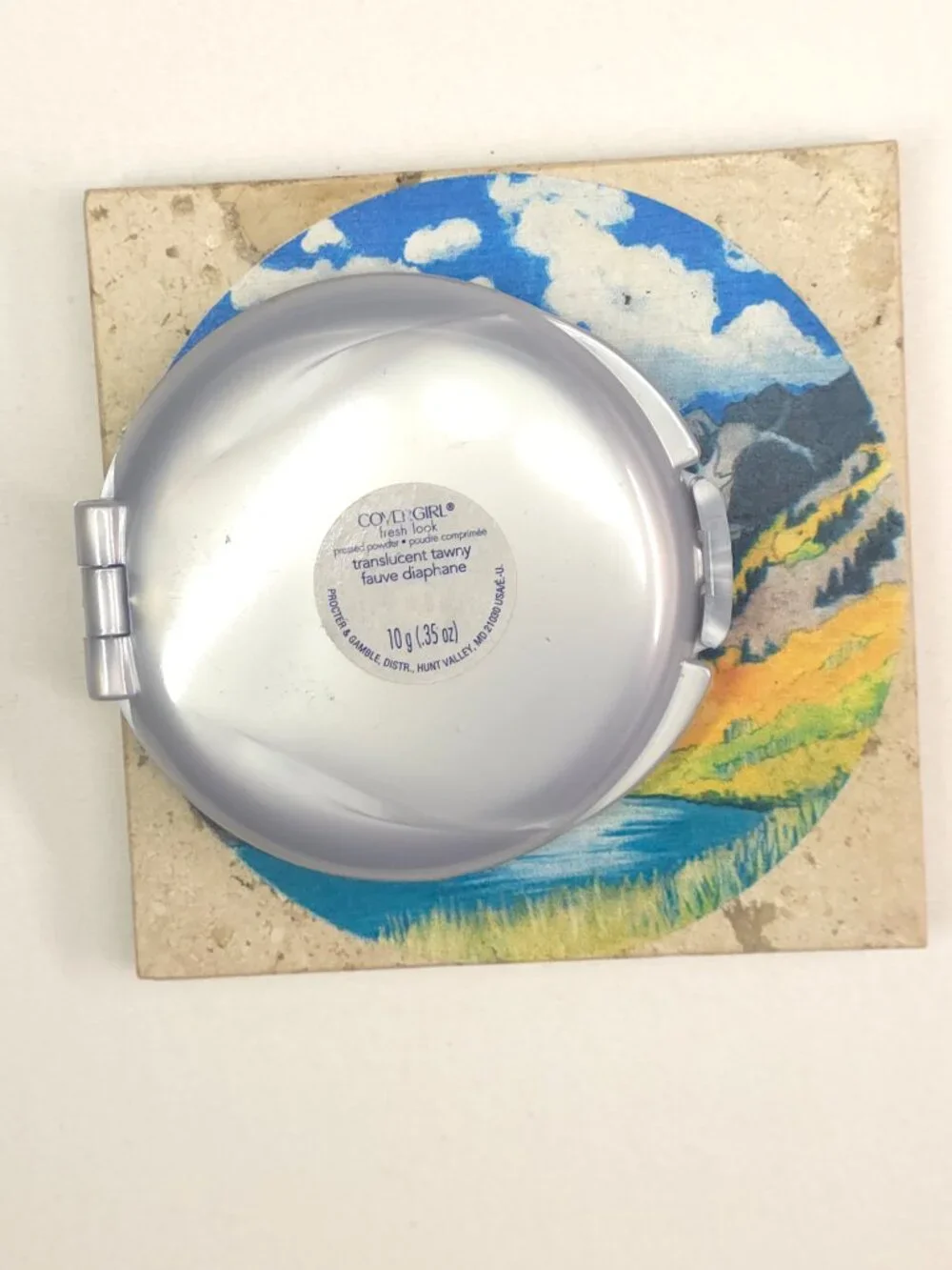 DISCONTINUED COVERGIRL Fresh Look Pressed Powder